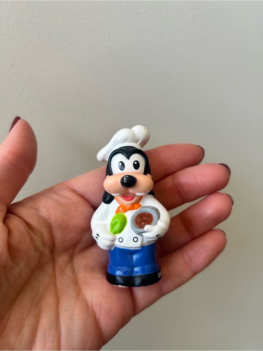 Disney little people chef Goofy